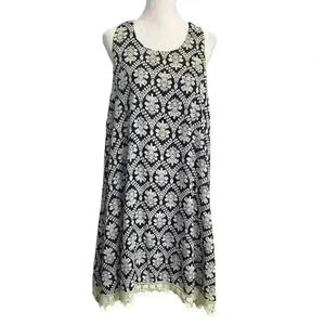 Buttons Women’s Racerback Sundress Size L Navy Cream Print Crocheted Hem Back